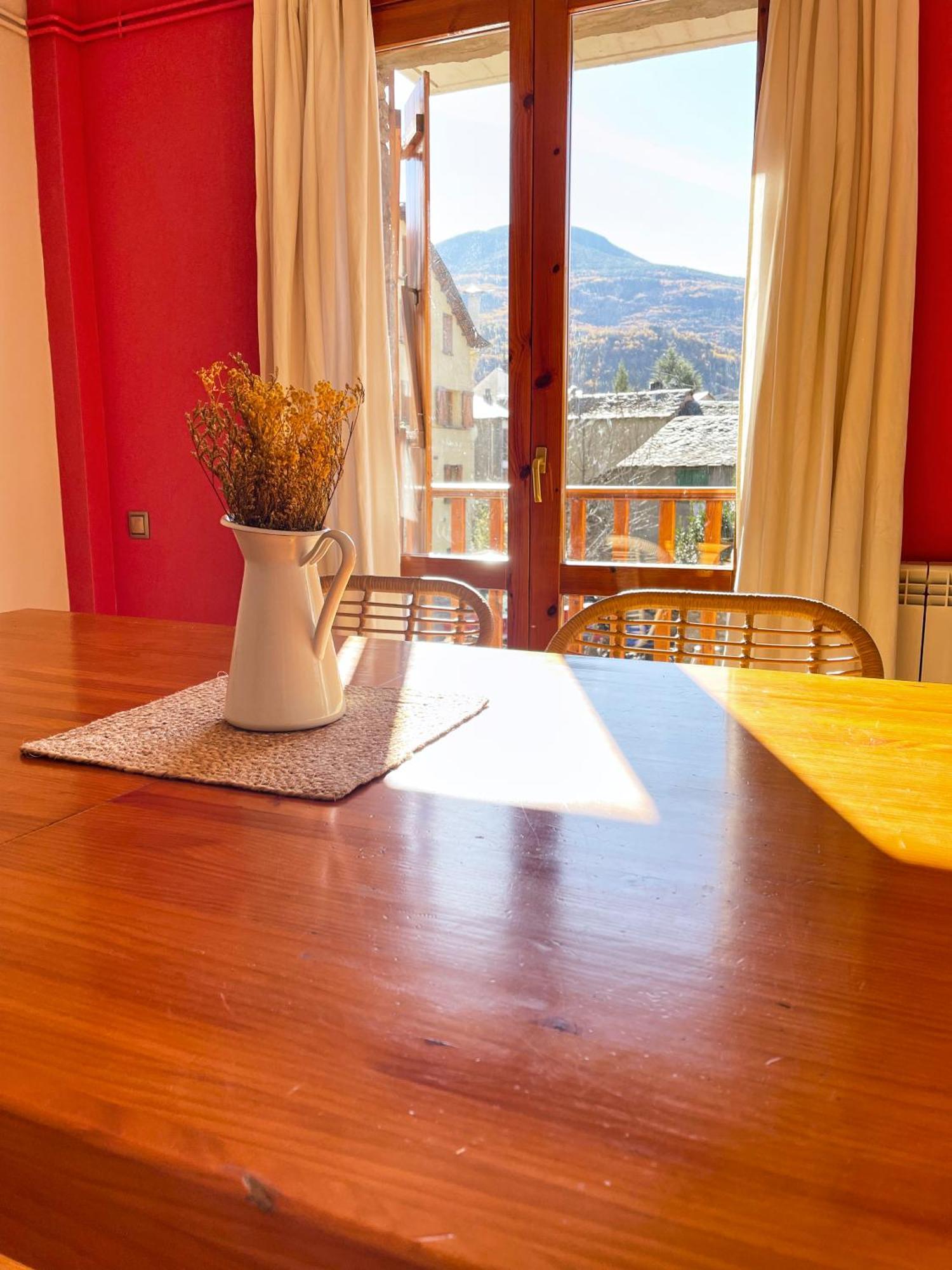 Apartamento Familiar En El Centro De Benasque Con Terraza Exterior foto