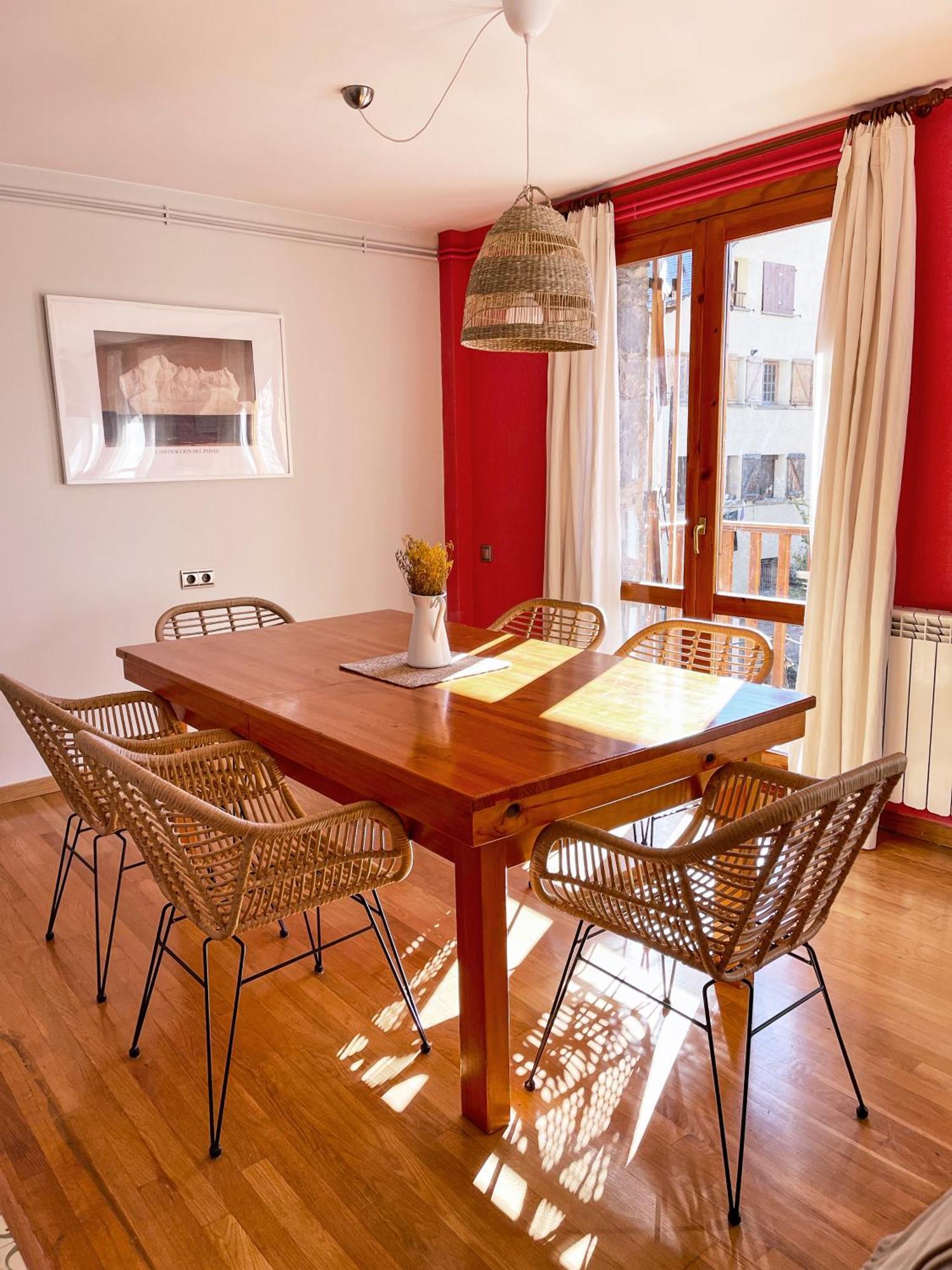Apartamento Familiar En El Centro De Benasque Con Terraza Exterior foto