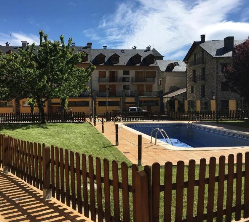 Apartamento Familiar En El Centro De Benasque Con Terraza Exterior foto