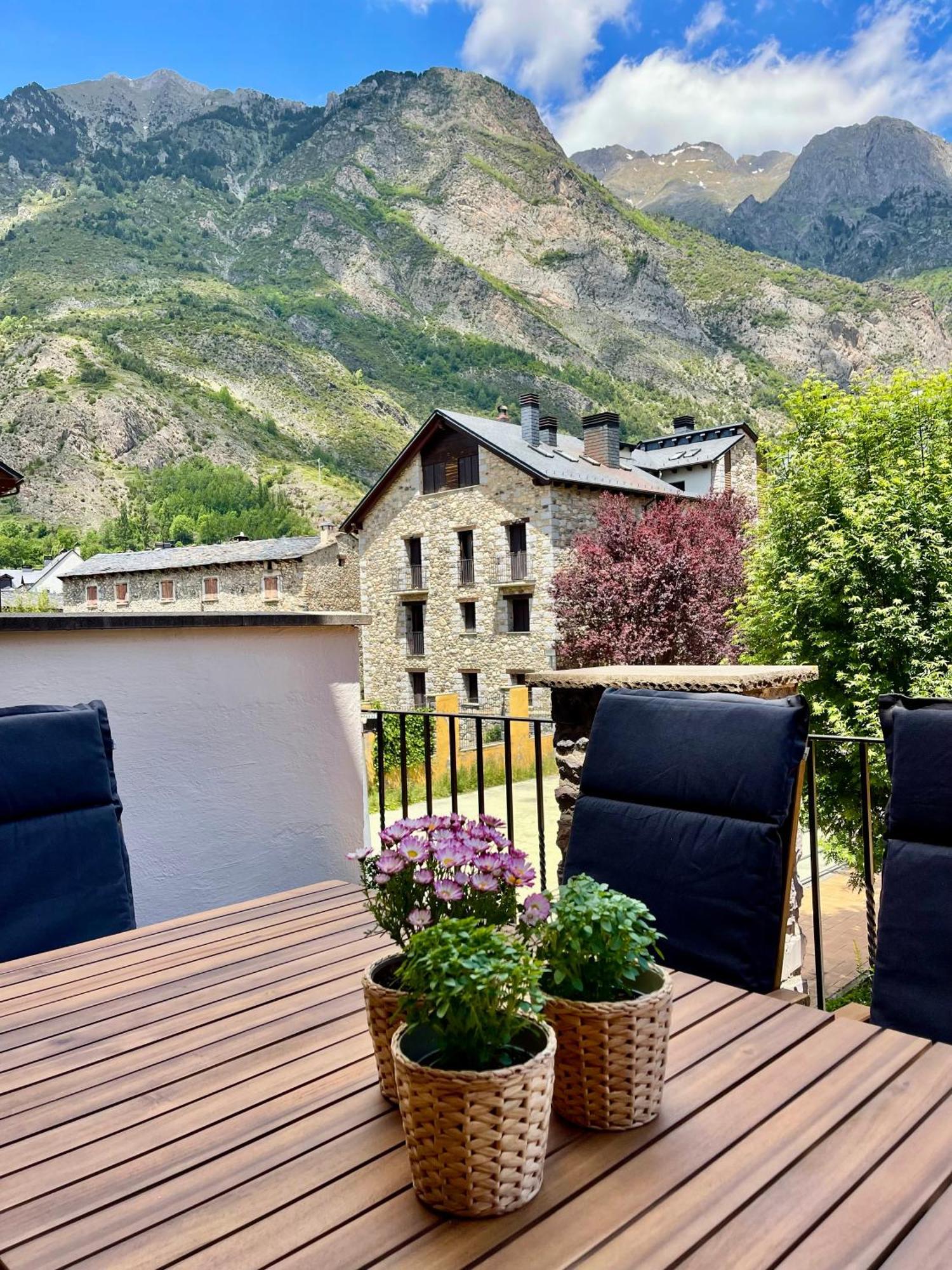 Apartamento Familiar En El Centro De Benasque Con Terraza Exterior foto