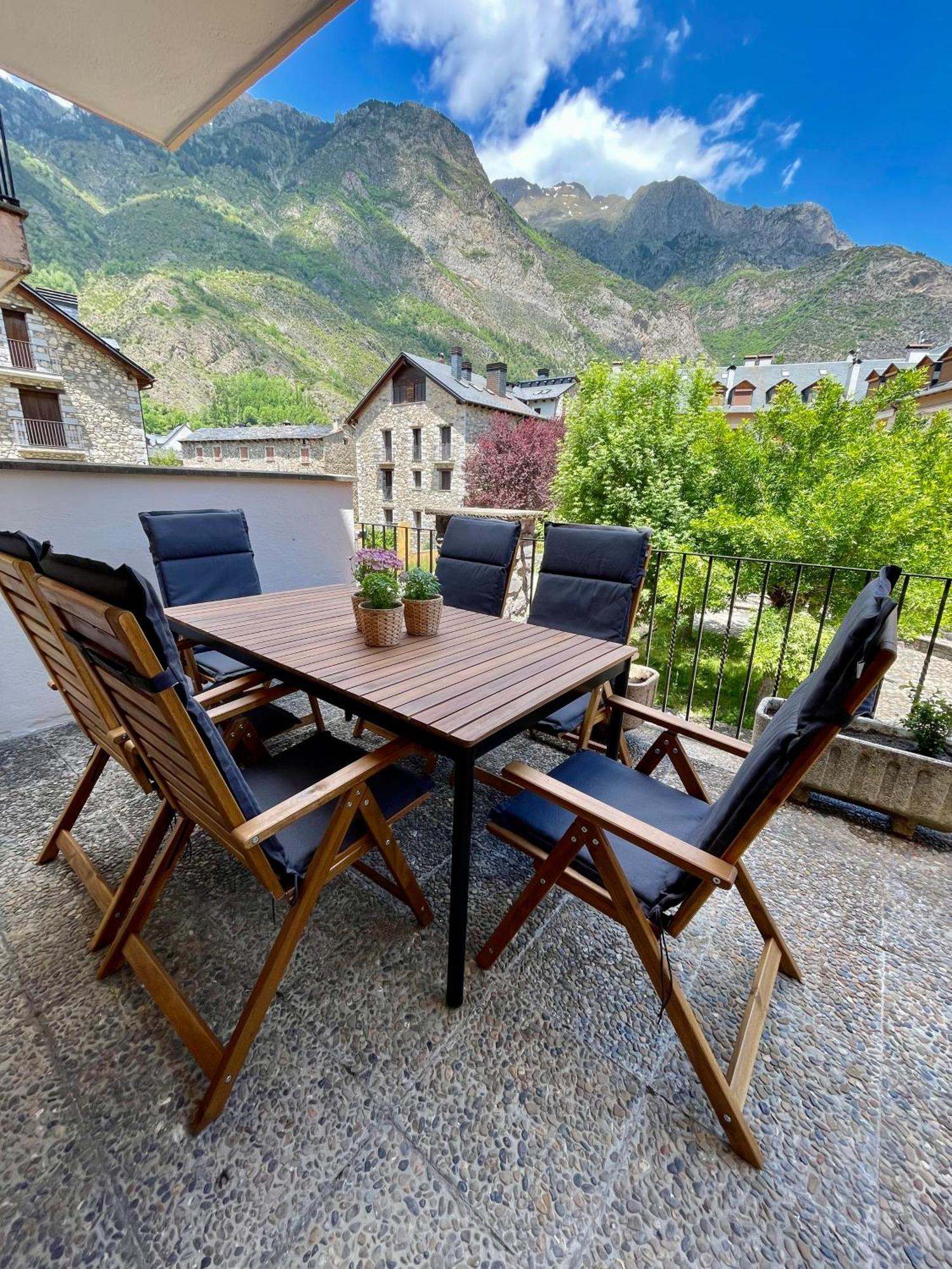 Apartamento Familiar En El Centro De Benasque Con Terraza Exterior foto